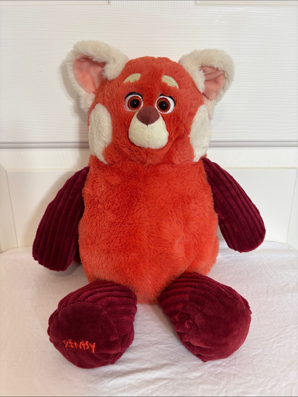 Retired Disney Scentsy Buddy Turning Red Panda Mei Plush w/ scent Pack included